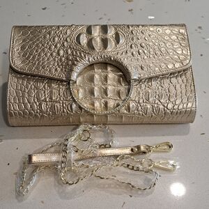 NWOT Elegant Gold Crocodile Embossed Clutch